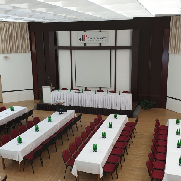 Velký konferenční sál
